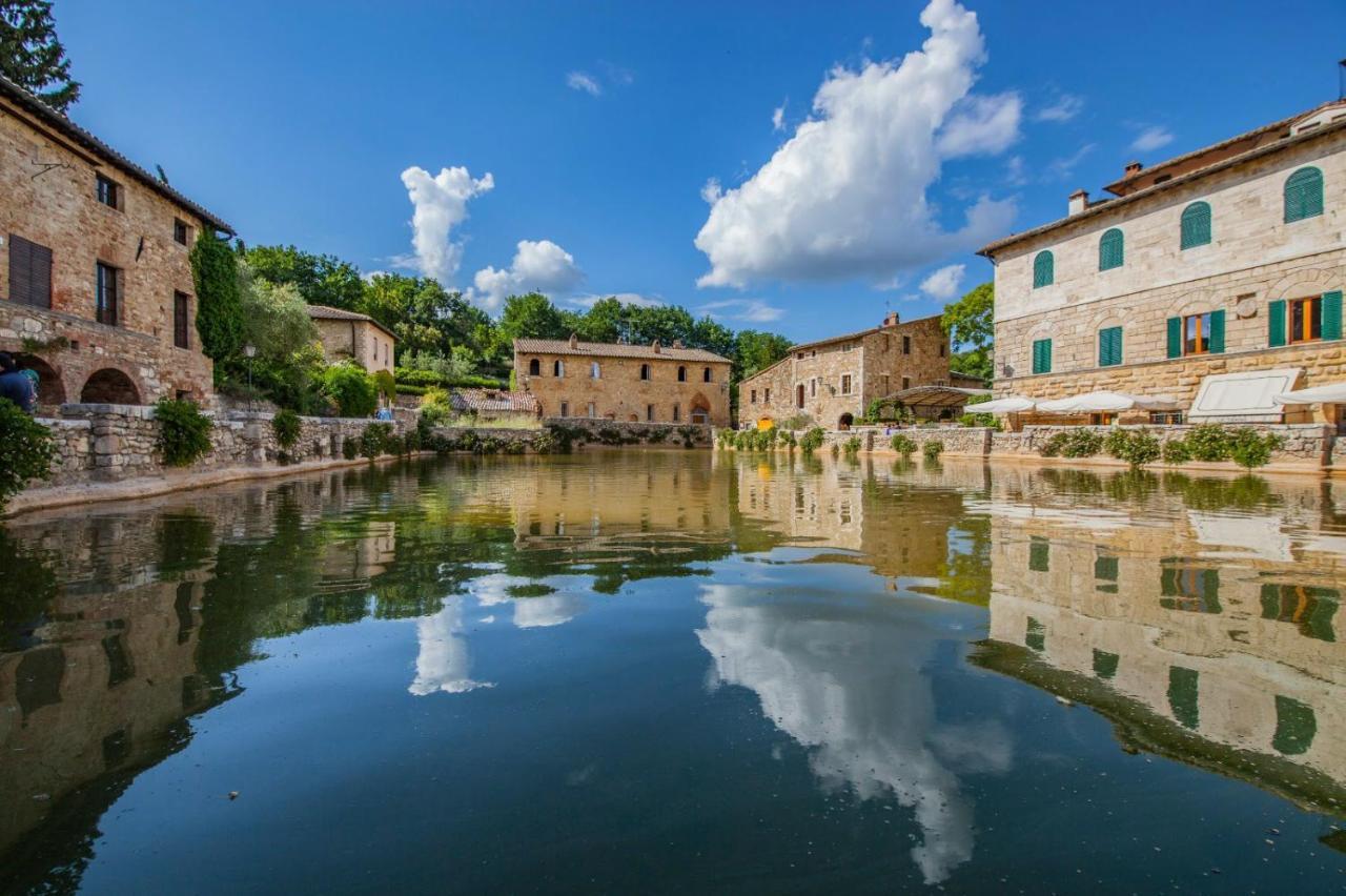 Agriturismo La Poderina Баньо-Віньоні Екстер'єр фото